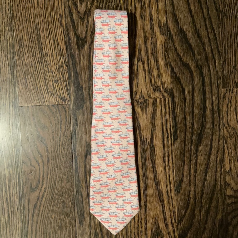 Vineyard Vines Tie
